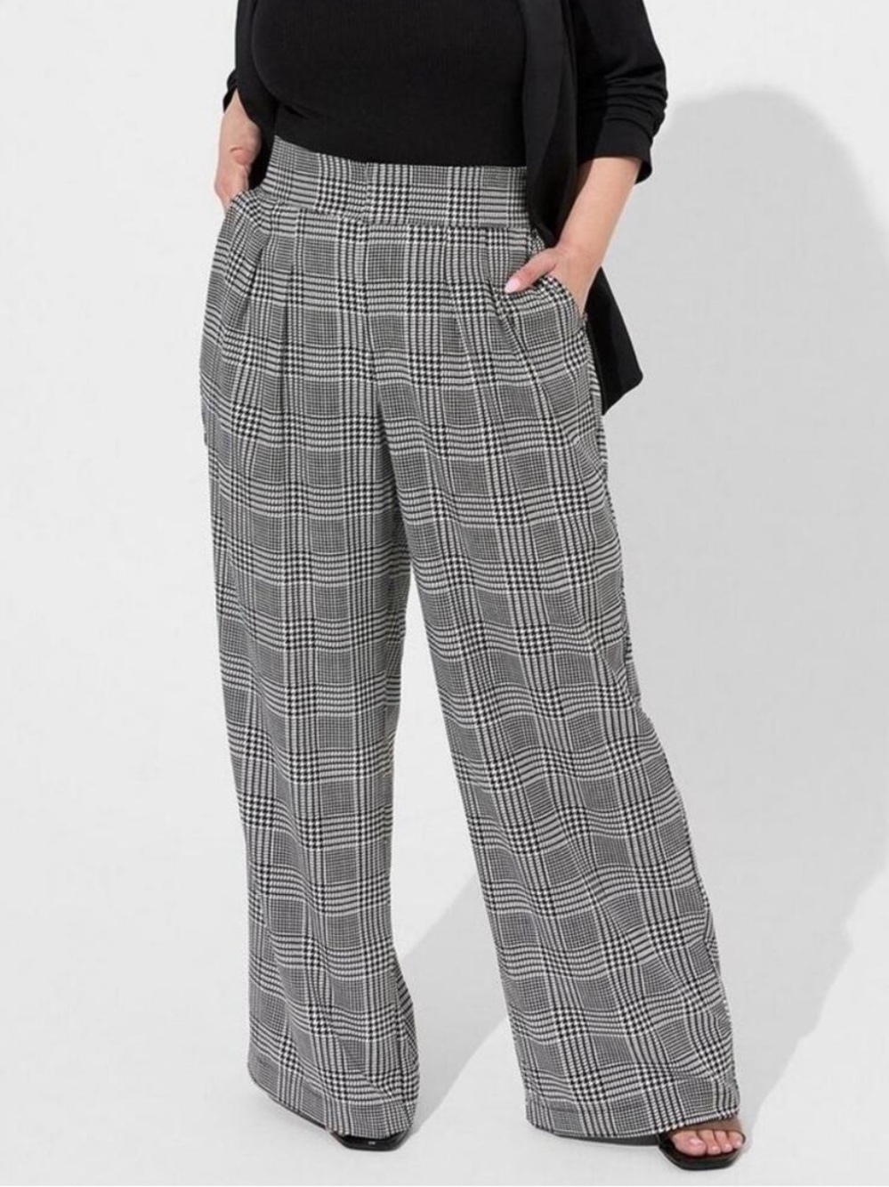 Torrid Glen Plaid Wide Leg Studio Crepe High Rise Pant 24 40295104